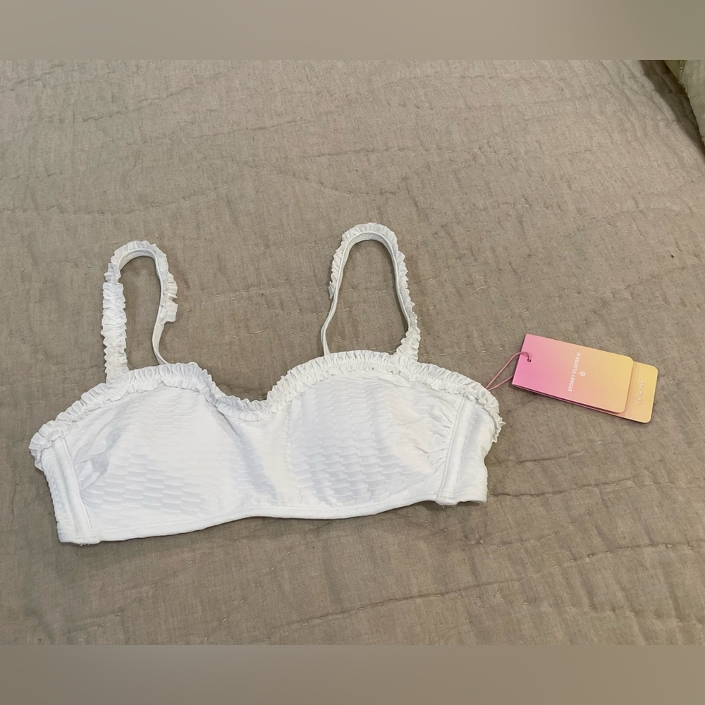 🤍 💕 NWT Target + Stoney Clover Lane collab white ruffled bikini top size M 🤍💕
